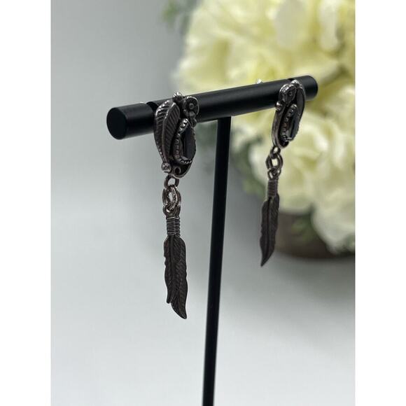 FM Fred Maloney Vintage Native American Onyx Sterling Silver Feather Earrings - Picture 2 of 13